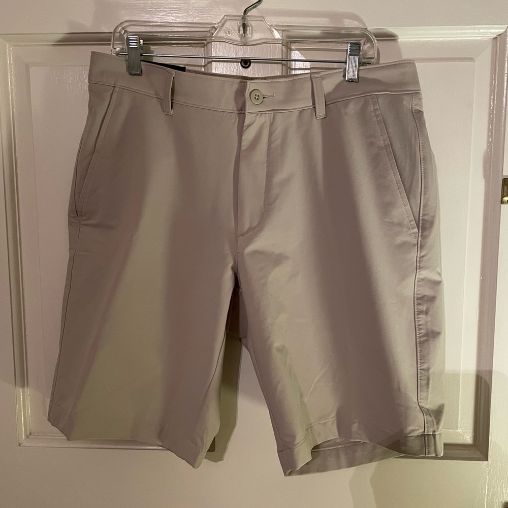 Mens Under Armour Golf Shorts, 36